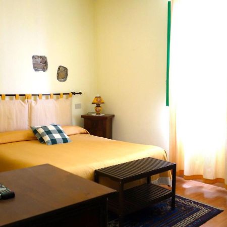 Bed And Breakfast Sorriso Taormina Bagian luar foto