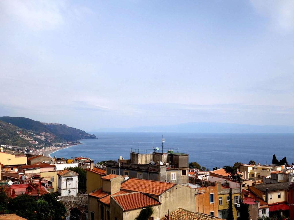 Bed And Breakfast Sorriso Taormina Ruang foto